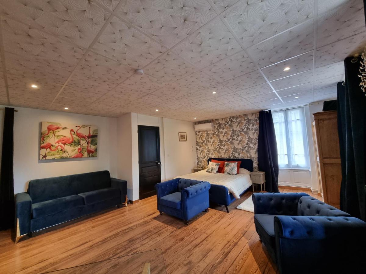 Le Manoir- Cluny Bed and Breakfast Eksteriør billede